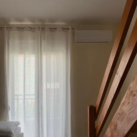 La Casa Di Alexandros Apartment *